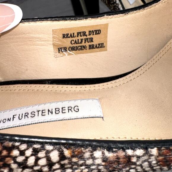 Diane Von Furstenberg Vintage Real Calf Fur Animal Print Block Heel Pumps Sz 7 - Picture 8 of 12